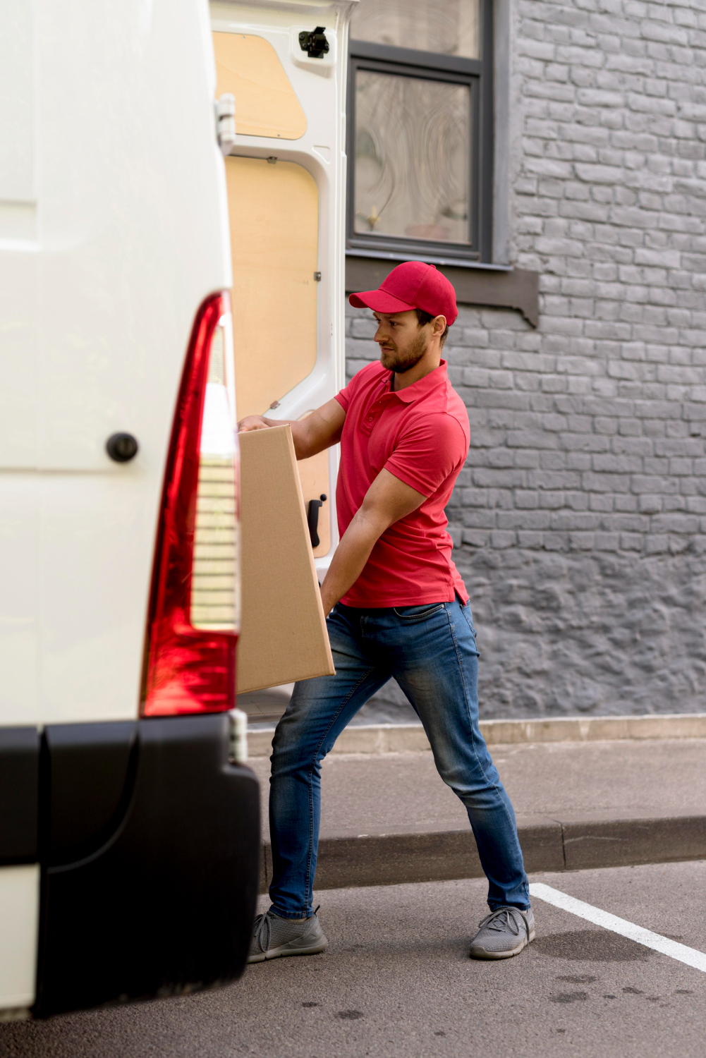 Amazon Delivery Truck Accident Claims in California